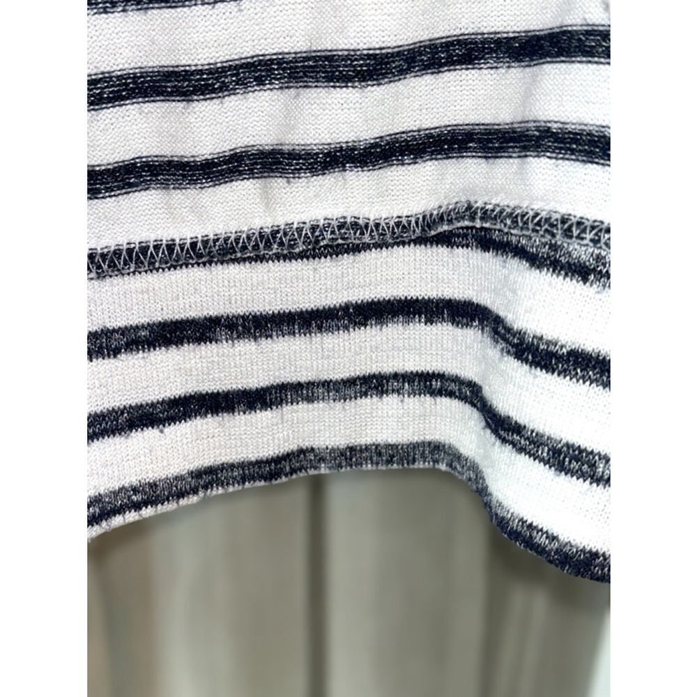 A New Day Women’s Size XS White & Black Striped Pullover Preppy Sweater Hoodie - Picture 8 of 10